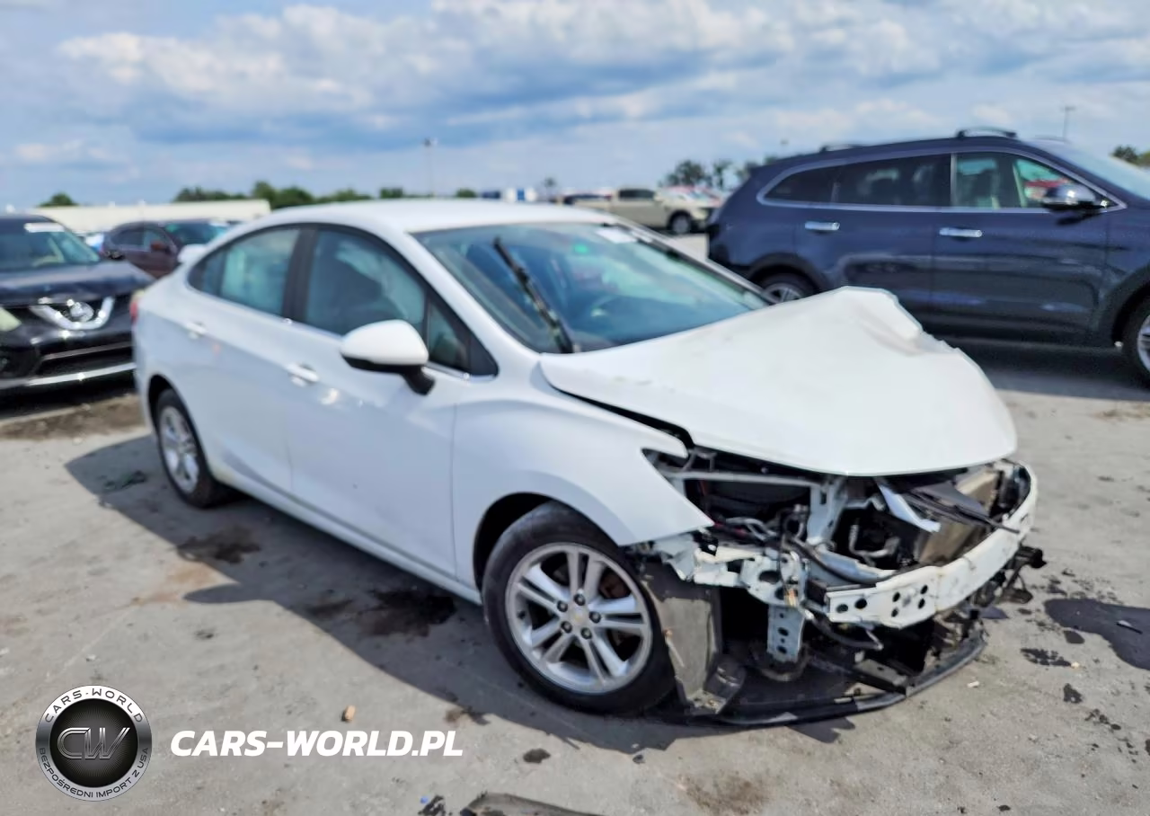2017 Chevrolet Cruze Lt VIN:1G1BE5SM8H7250864 - 4