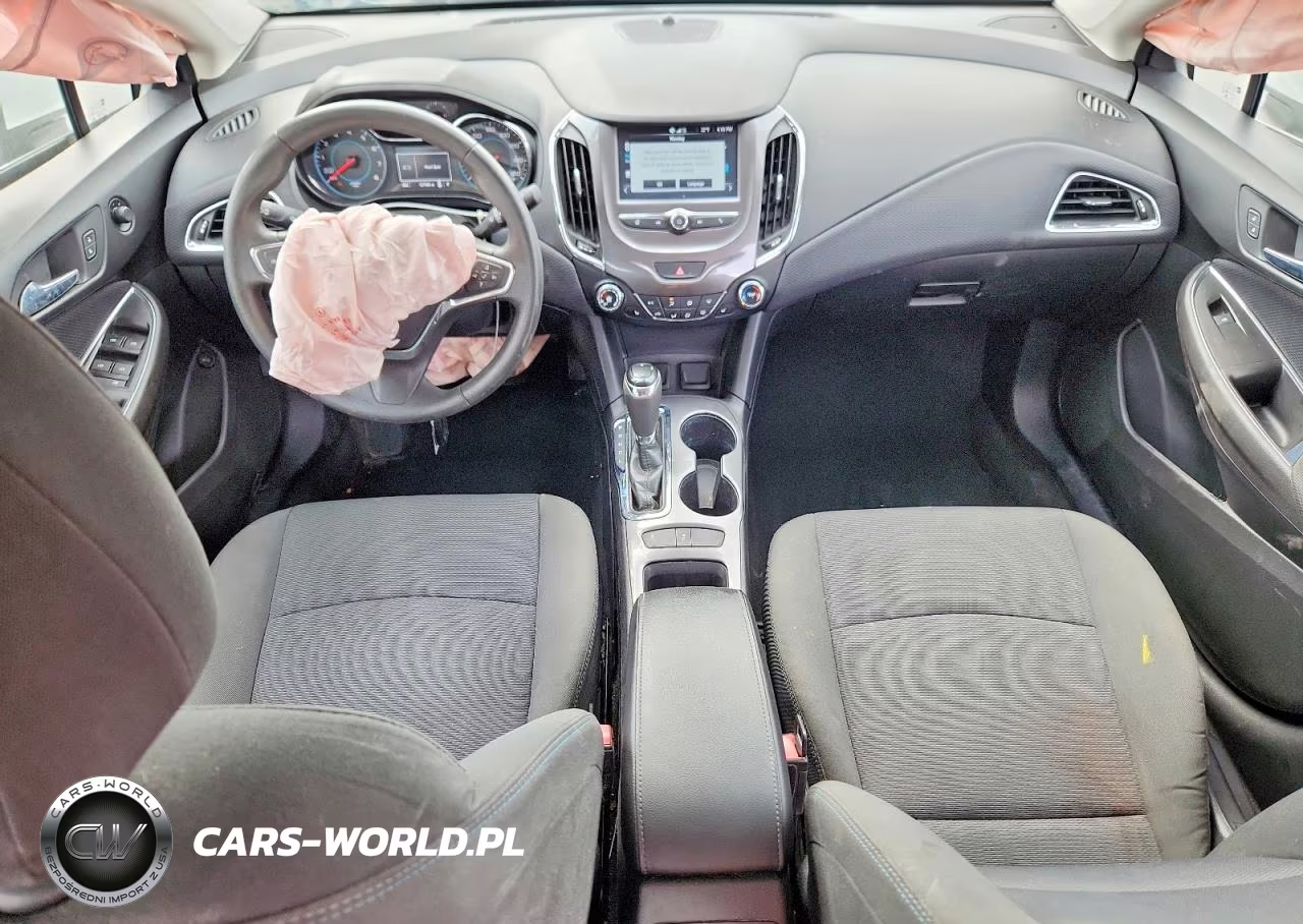 2017 Chevrolet Cruze Lt VIN:1G1BE5SM8H7250864 - 8