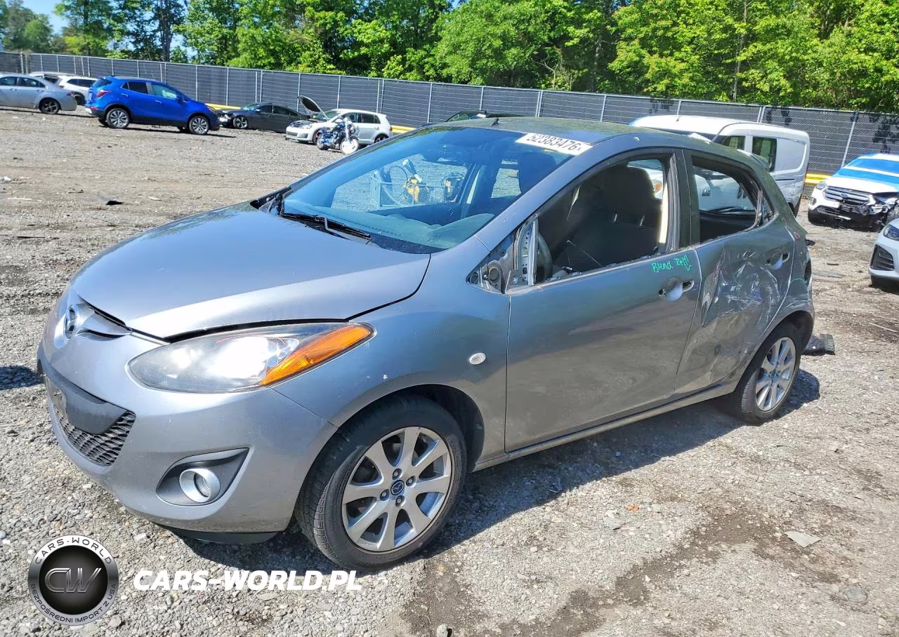 2014 Mazda Mazda2 Touring – zdjęcie 1 z 13