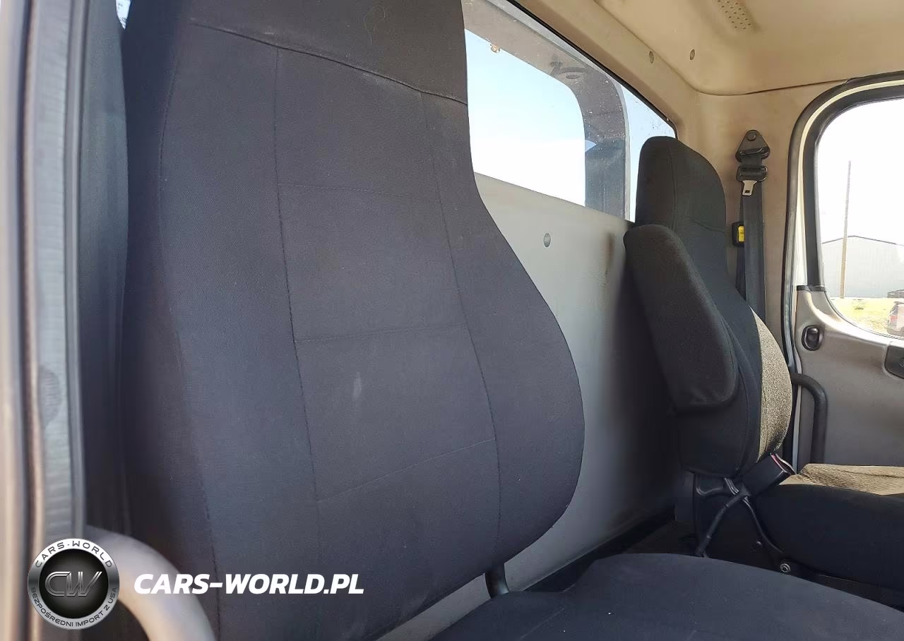 2019 Freightliner M2 106 Medium Duty VIN:1FVACWFD9KHKR7934 - 6