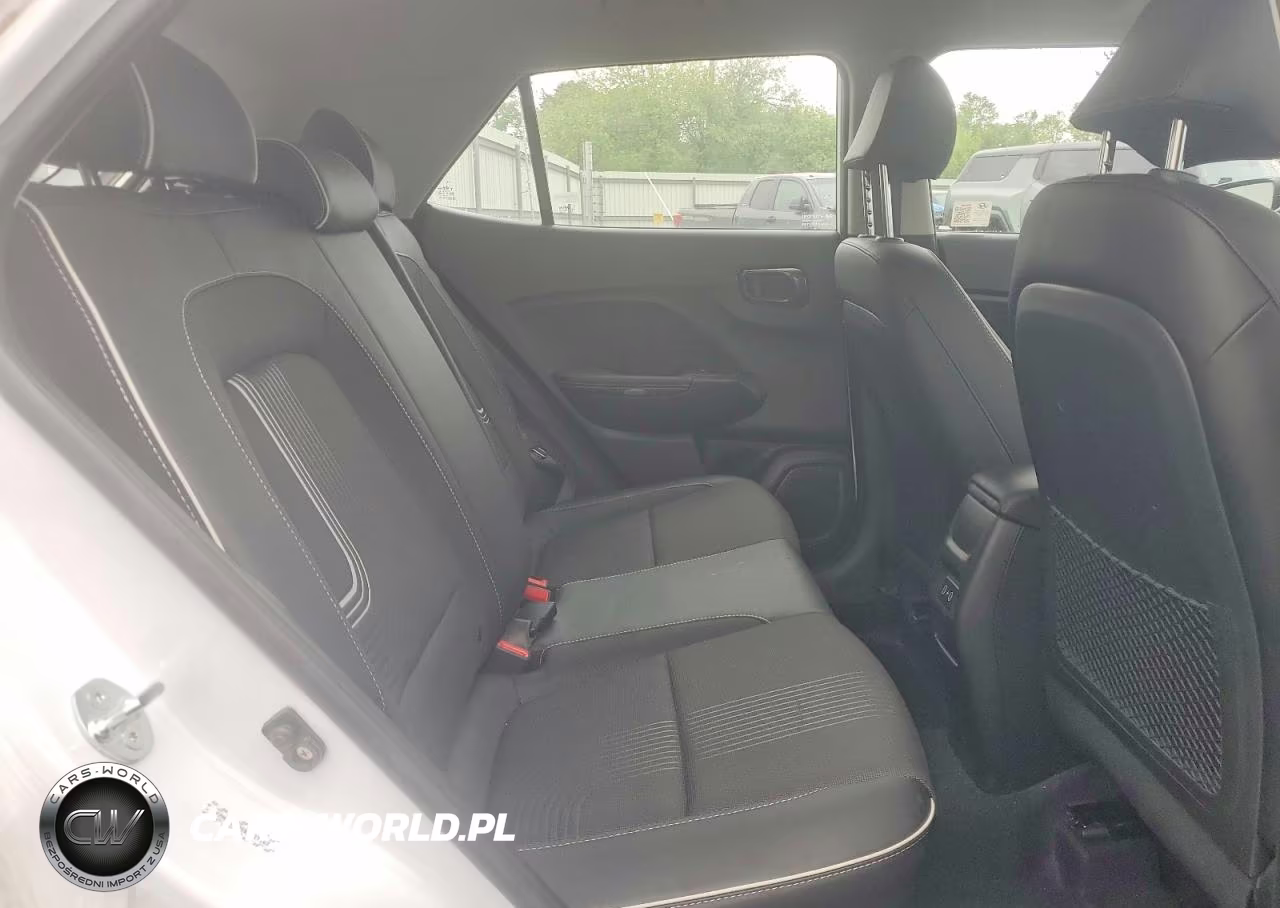 2024 Hyundai Venue Limited VIN:KMHRC8A35RU327162 - 11
