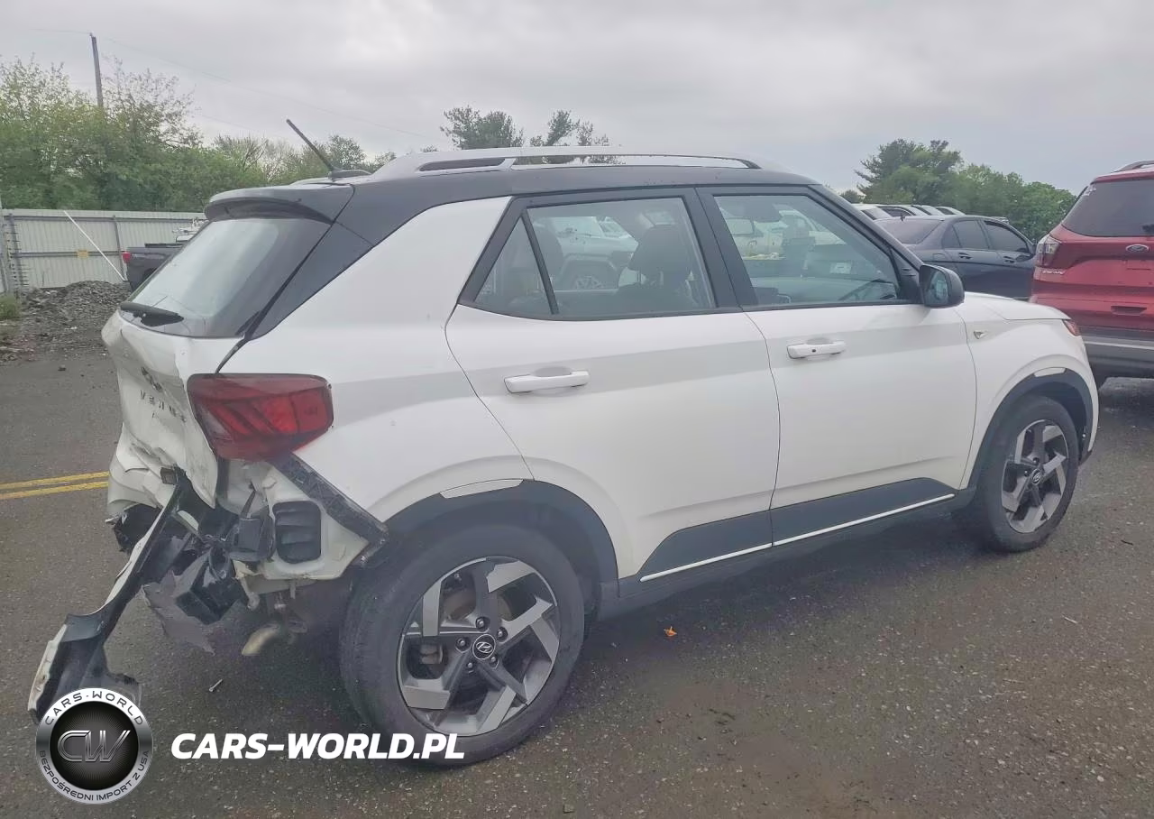 2024 Hyundai Venue Limited VIN:KMHRC8A35RU327162 - 3