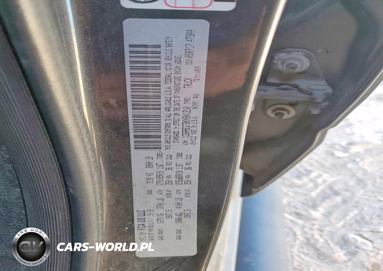 2019 Ram 1500 Tradesman VIN:1C6RREGT8KN541210 - 12