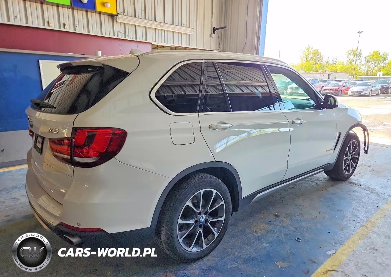 2017 BMW X5 xDrive35I VIN:5UXKR0C3XH0V73616 - 3