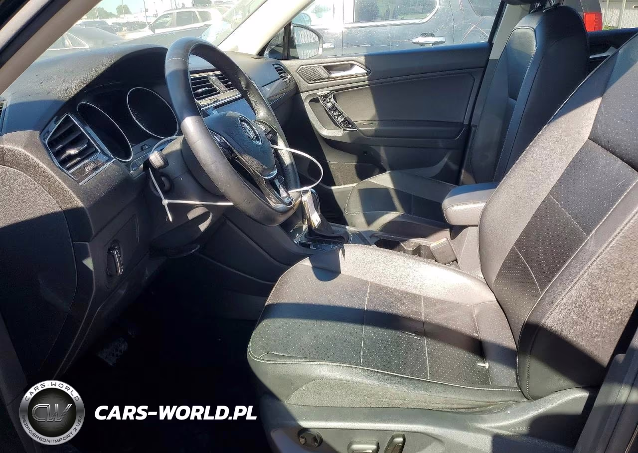 2018 Volkswagen Tiguan Se VIN:3VV3B7AX9JM210298 - 7