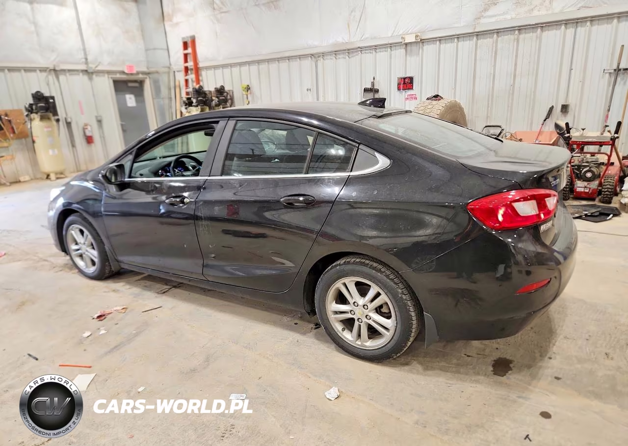 2017 Chevrolet Cruze Lt VIN:1G1BE5SM9H7104165 - 2