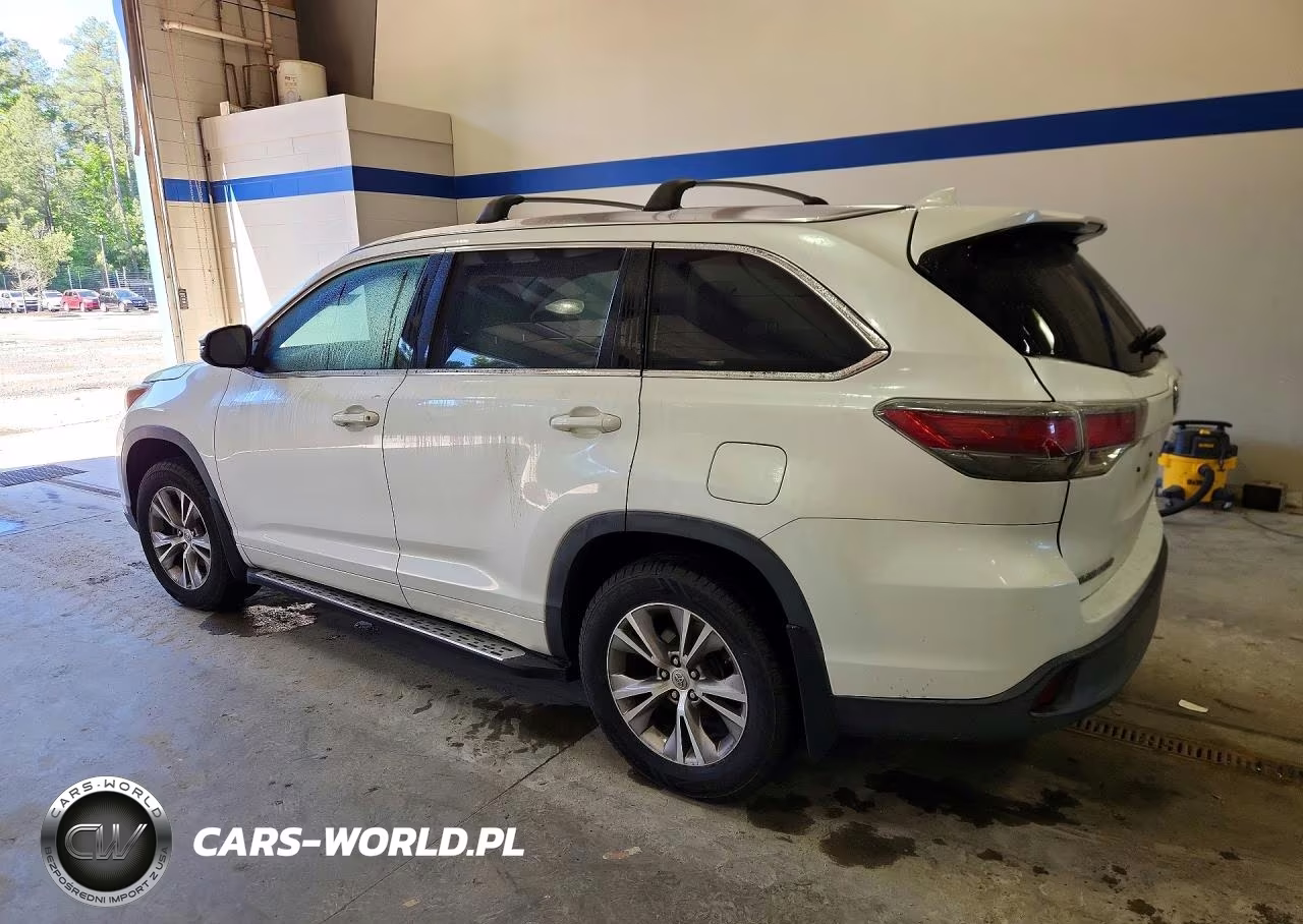2015 Toyota Highlander Xle VIN:5TDJKRFH1FS183611 - 2