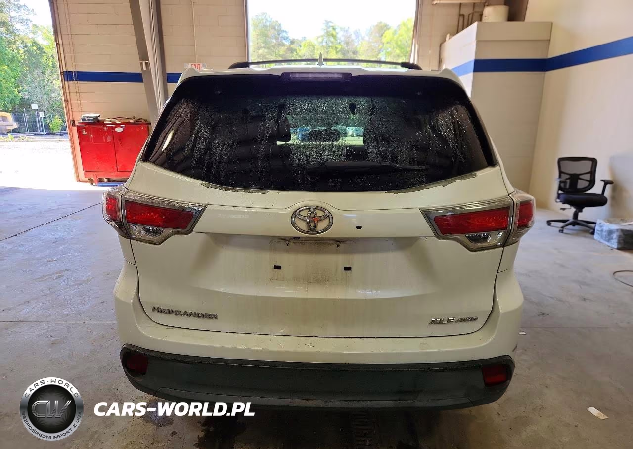 2015 Toyota Highlander Xle VIN:5TDJKRFH1FS183611 - 6