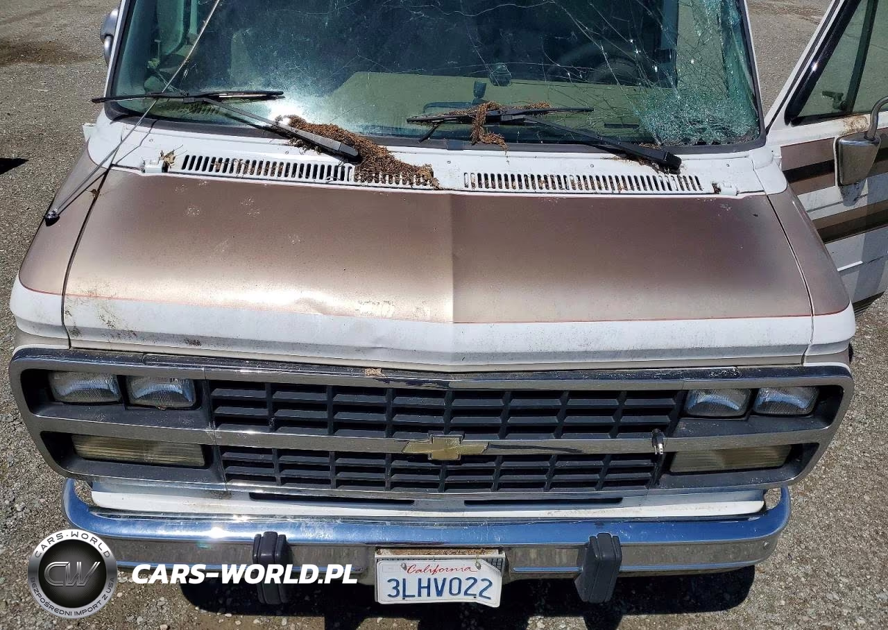 1994 Chevrolet G20 VIN:1GBEG25K5RF105218 - 11
