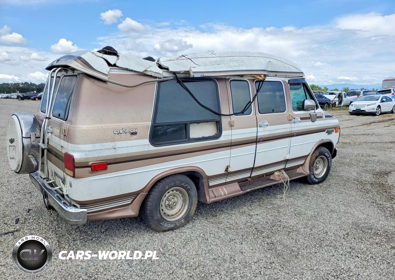 1994 Chevrolet G20 VIN:1GBEG25K5RF105218 - 3