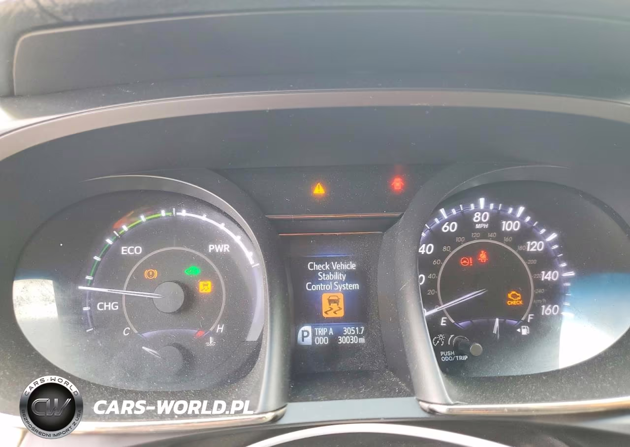 2015 Toyota Avalon Hybrid VIN:4T1BD1EB4FU042701 - 9
