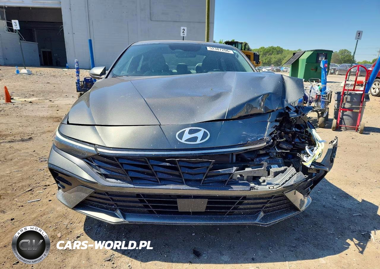 2025 Hyundai Elantra Limited VIN:KMHLN4DJ3SU150829 - 5