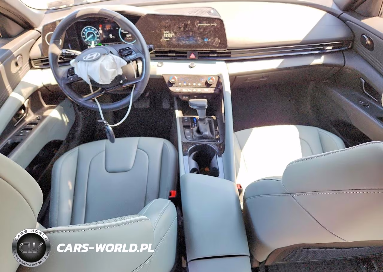 2025 Hyundai Elantra Limited VIN:KMHLN4DJ3SU150829 - 8