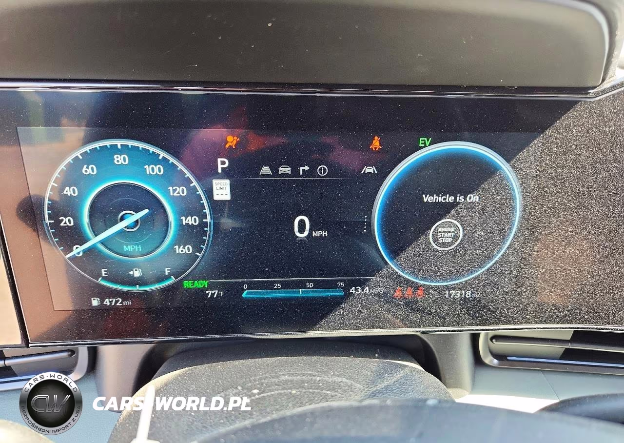 2025 Hyundai Elantra Limited VIN:KMHLN4DJ3SU150829 - 9