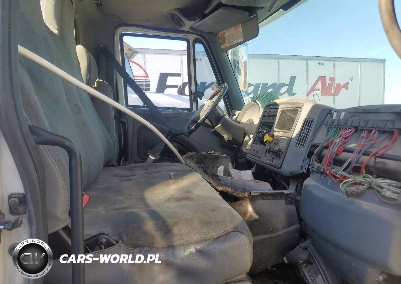 2006 International 4200 Truck Cab And Chassis VIN:1HTMPAFL06H198757 - 10