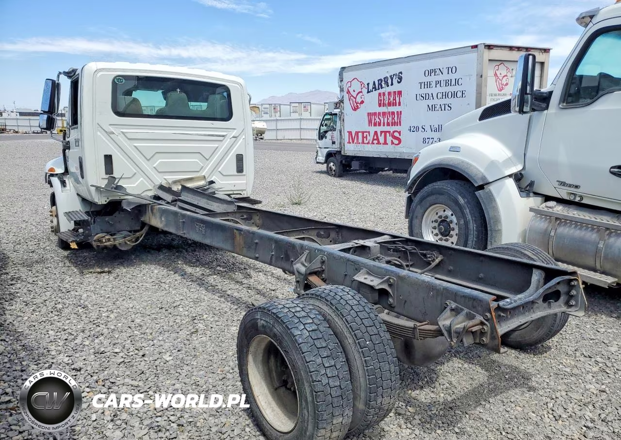 2006 International 4200 Truck Cab And Chassis VIN:1HTMPAFL06H198757 - 2