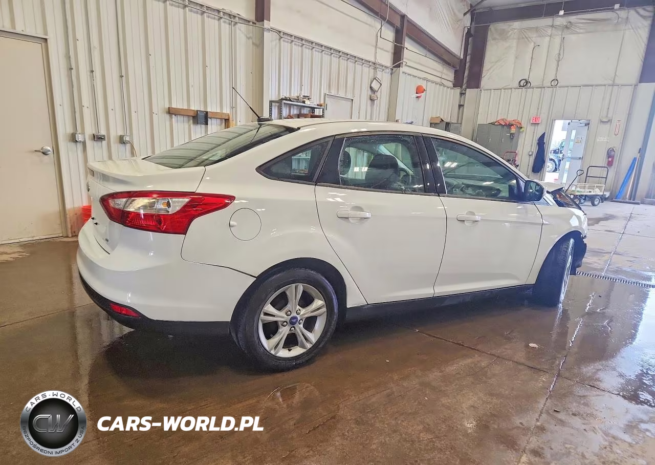2013 Ford Focus Se VIN:1FADP3F2XDL208405 - 3