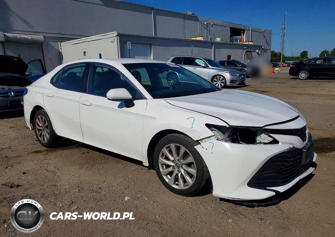 2020 Toyota Camry Le VIN:4T1C11AK8LU911766 - 4