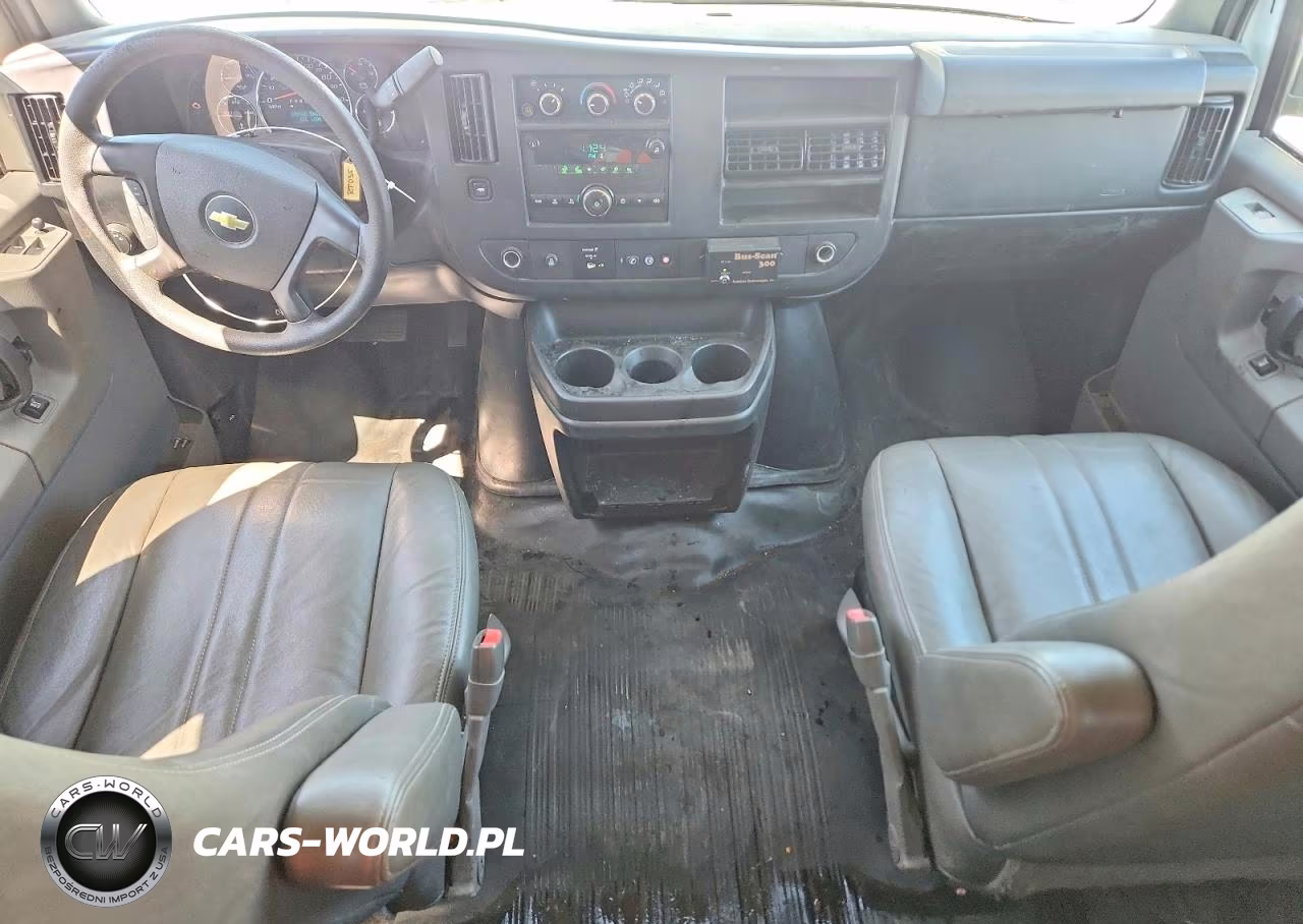 2013 Chevrolet Express G3500 Ls VIN:1GAZGZFA7D1117512 - 8