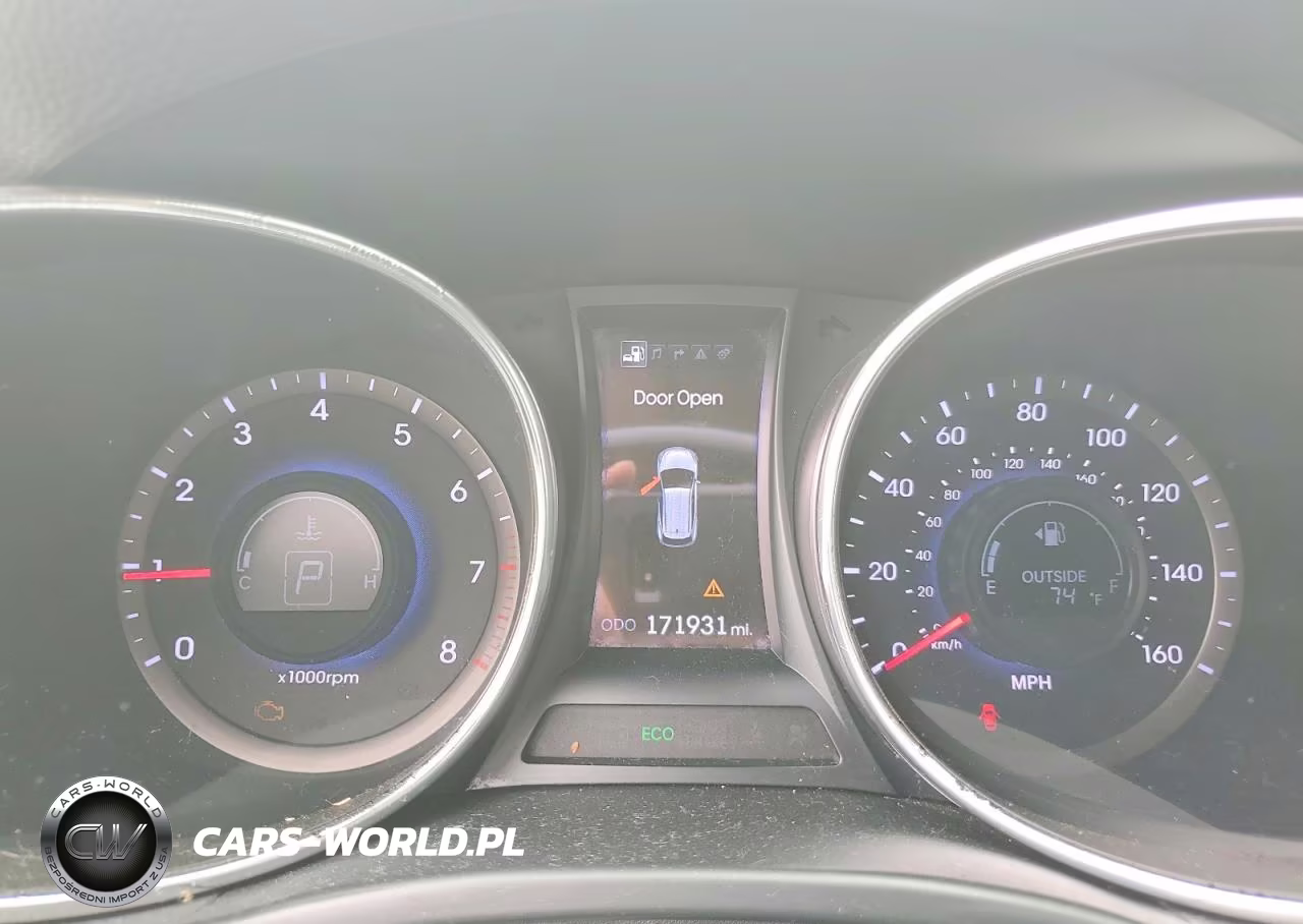 2013 Hyundai Santa Fe Sport 2.0T VIN:5XYZWDLA5DG037742 - 9