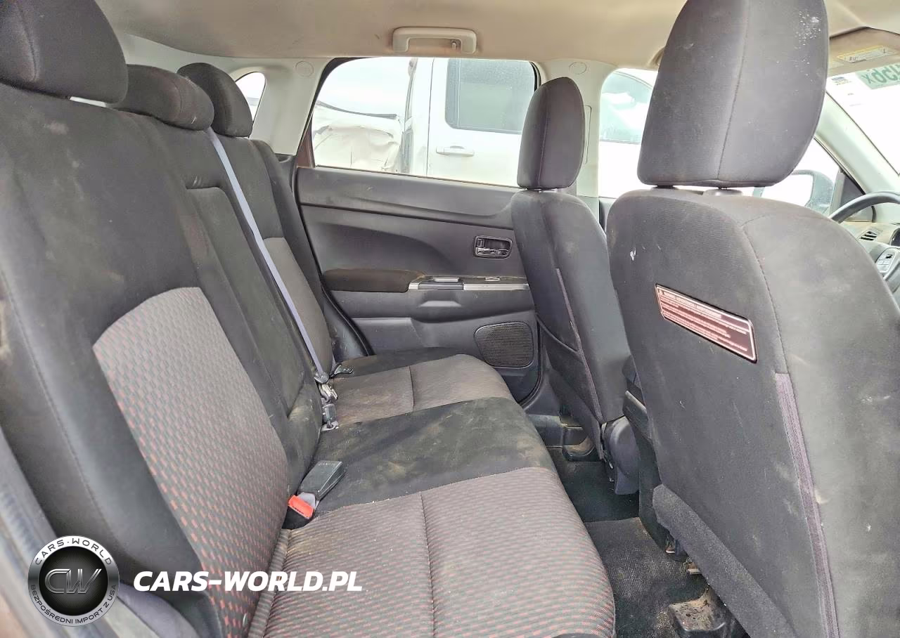 2018 Mitsubishi Outlander Sport Es VIN:JA4AR3AU5JZ001617 - 11