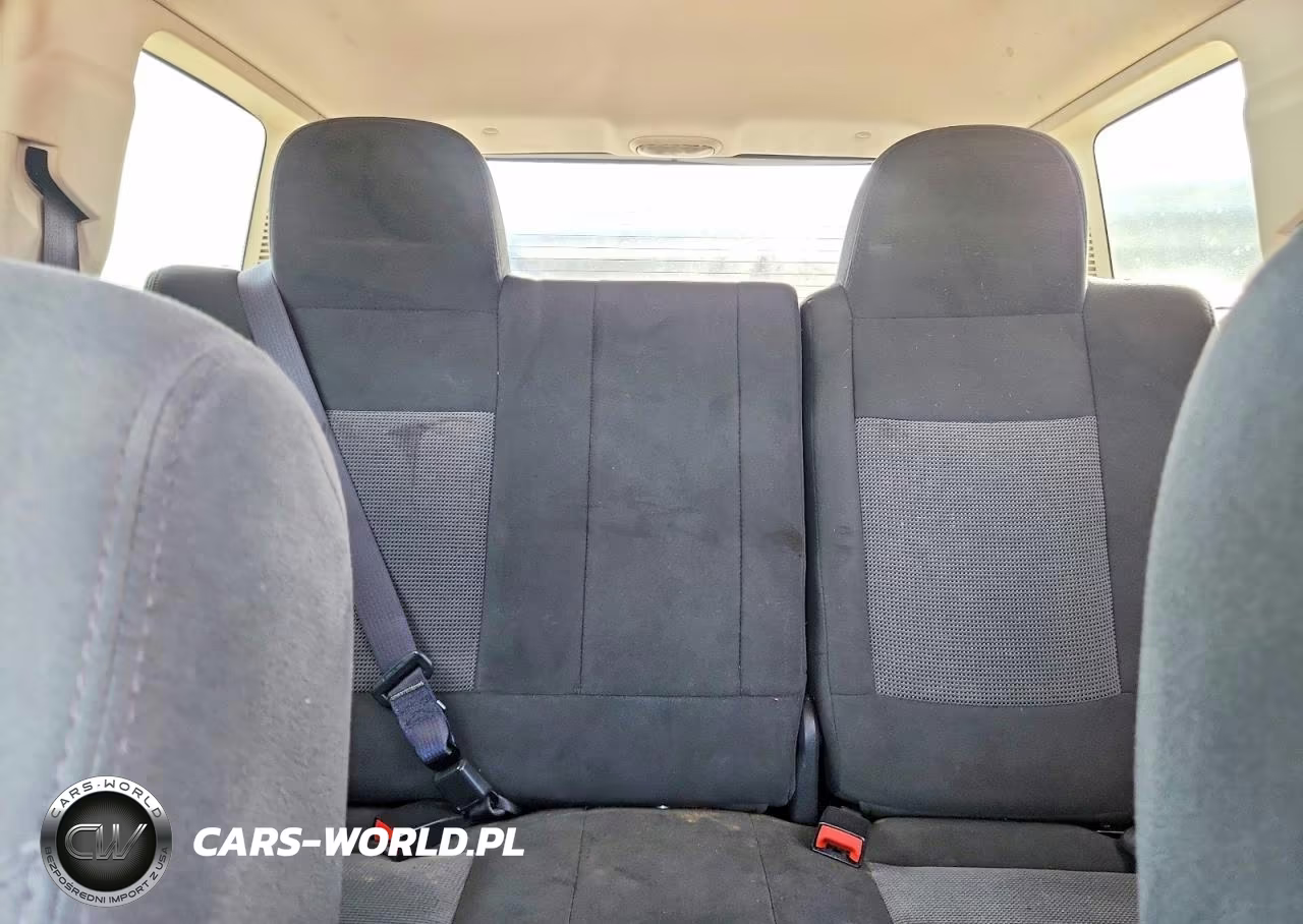 2017 Jeep Patriot Latitude VIN:1C4NJPFA3HD116681 - 10