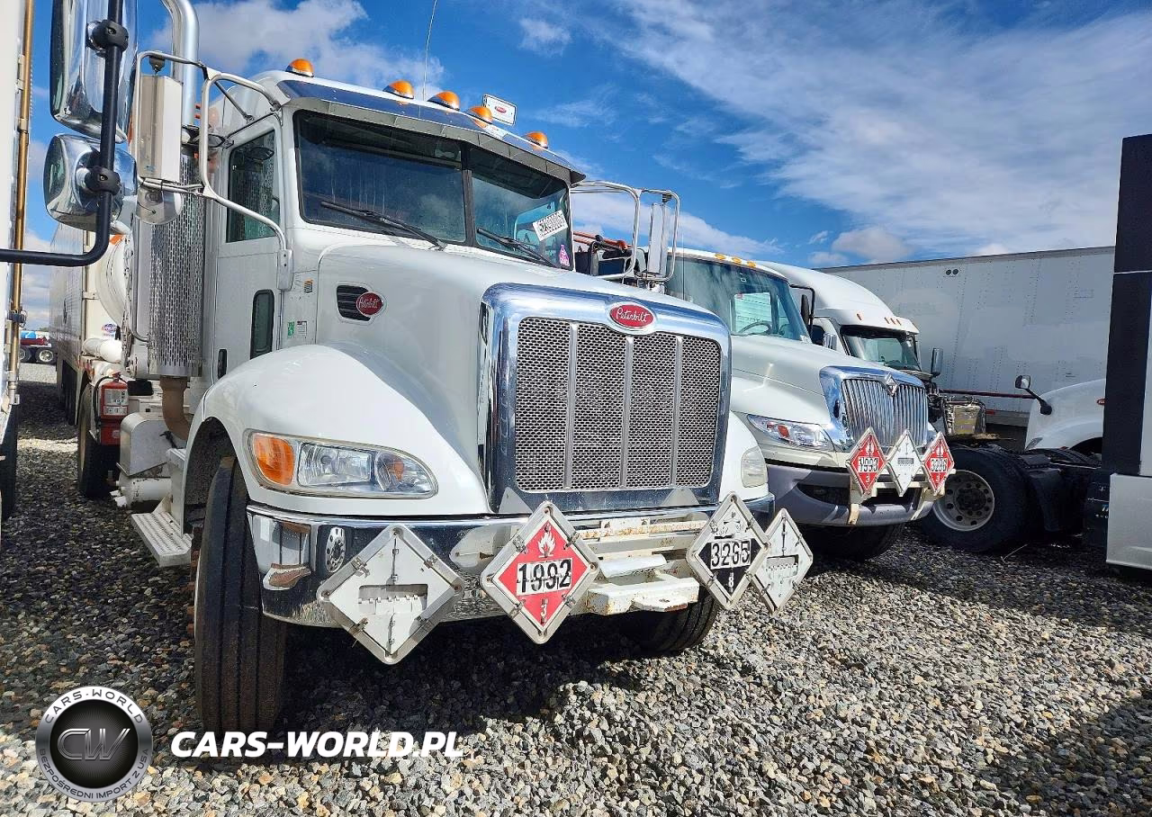 2014 Peterbilt 377
