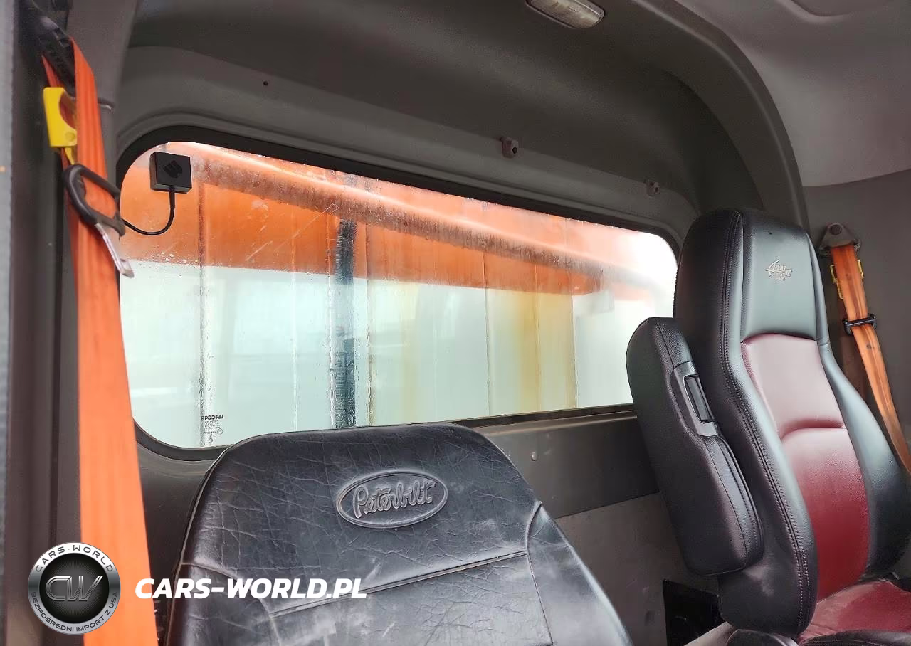2014 Peterbilt 377 VIN:2NP2HJ7X3EM232623 - 6