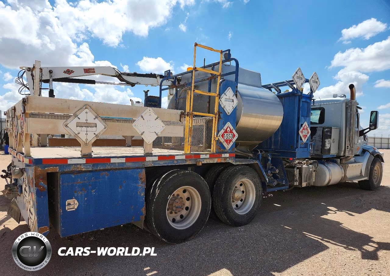 2016 Peterbilt 567 Fuel Truck VIN:1NPCL40X5GD331726 - 4