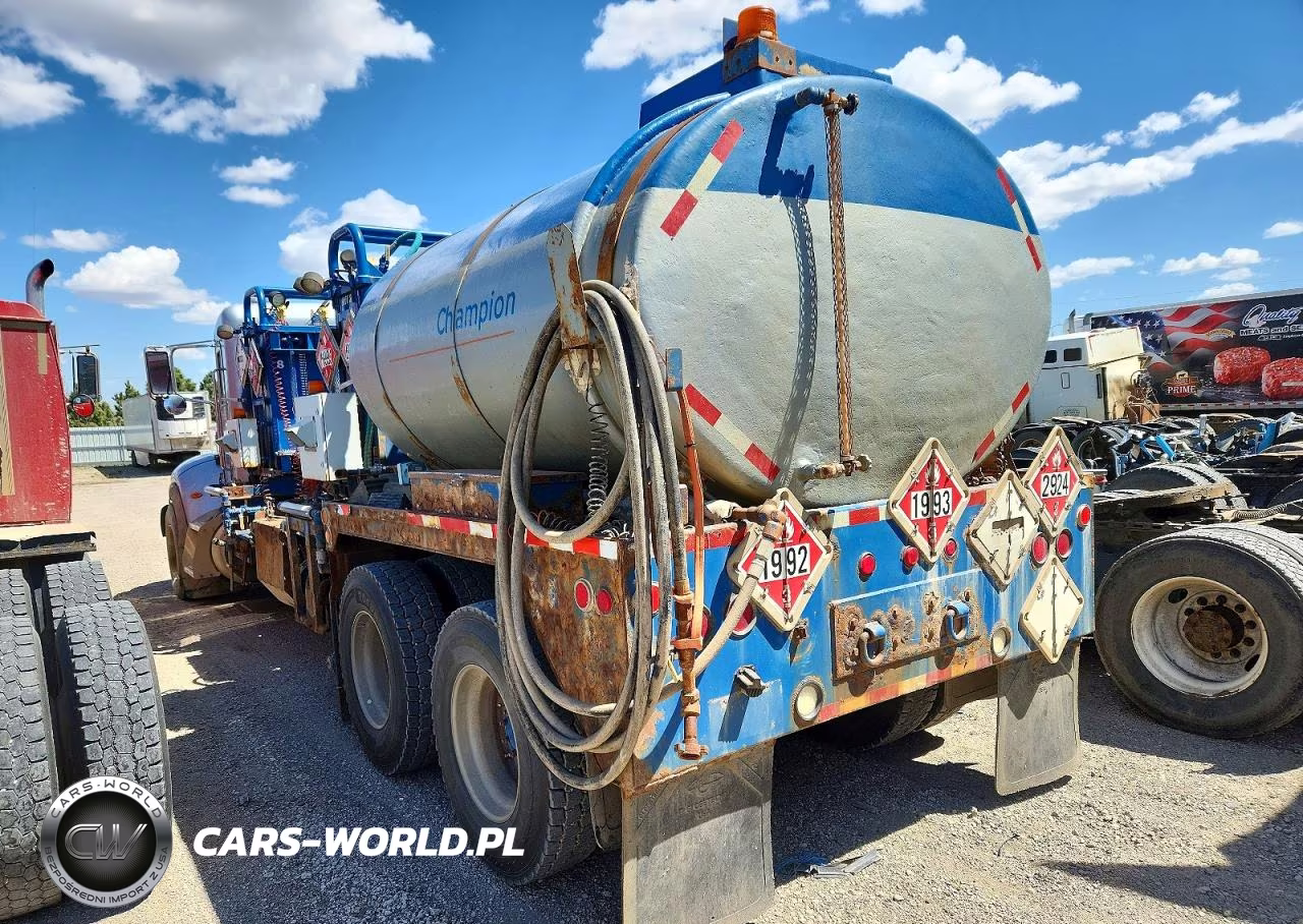 2015 Peterbilt 348 VIN:2NP3LJ0X3FM286471 - 3