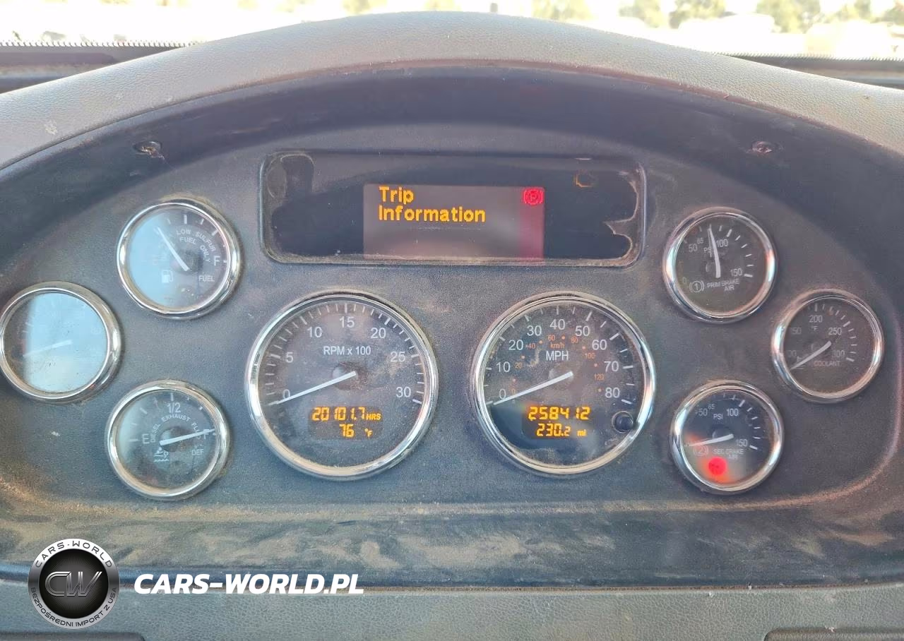 2015 Peterbilt 348 VIN:2NP3LJ0X3FM286471 - 8