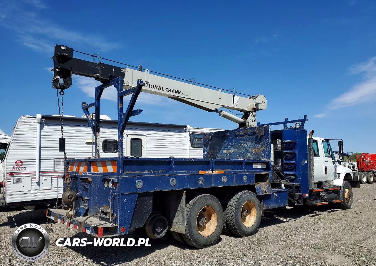 2011 International 7400 Crane Truck VIN:1HTWGAZT3BJ340977 - 4