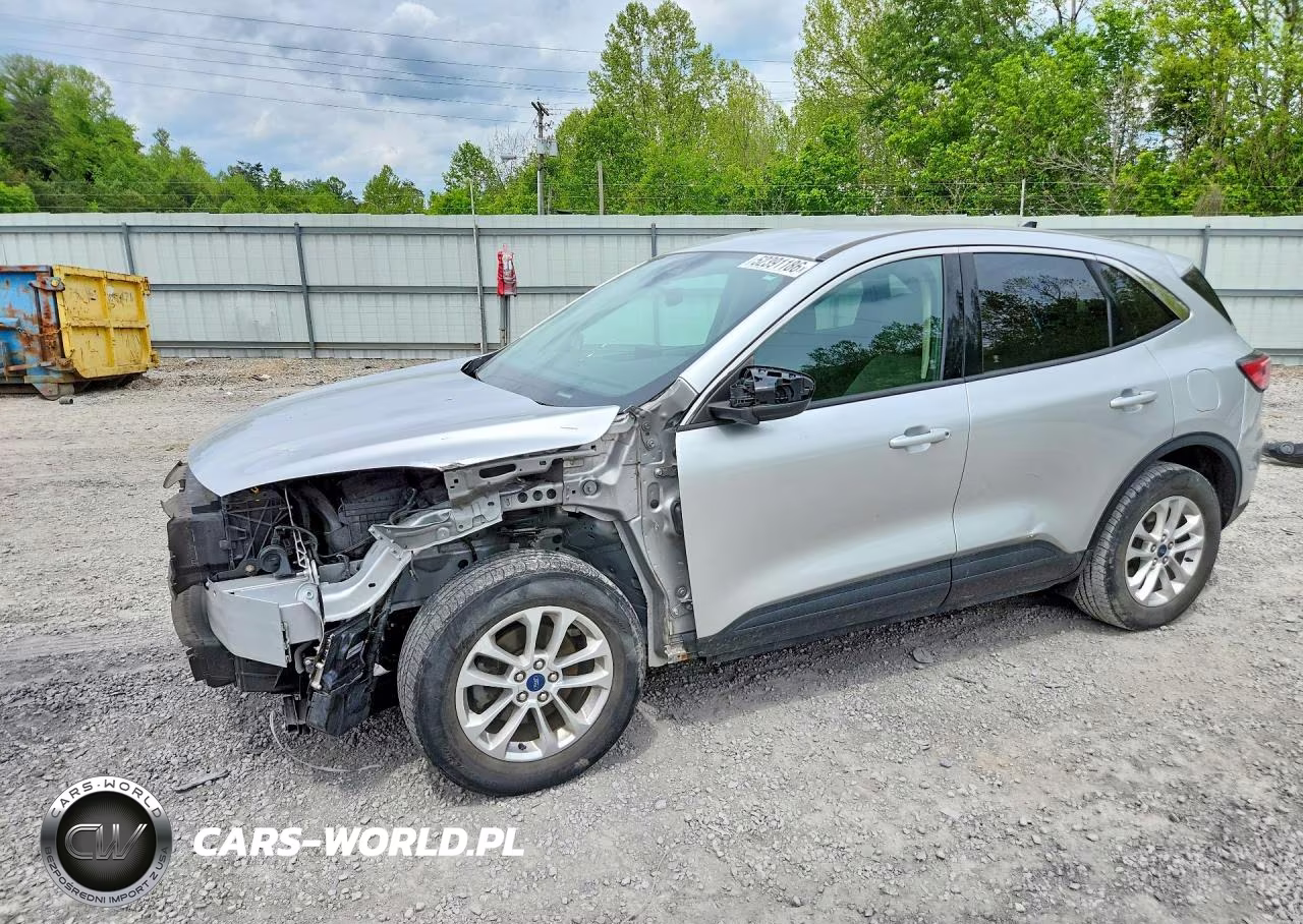 2020 Ford Escape Se
