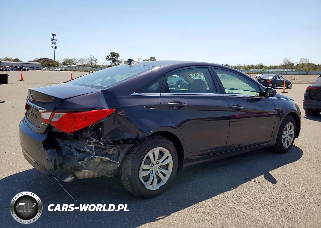 2011 Hyun Sonata VIN:5NPEB4AC0BH015569 - 3