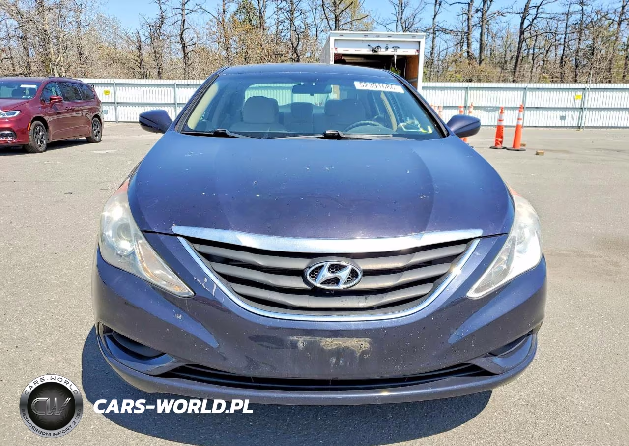 2011 Hyun Sonata VIN:5NPEB4AC0BH015569 - 5