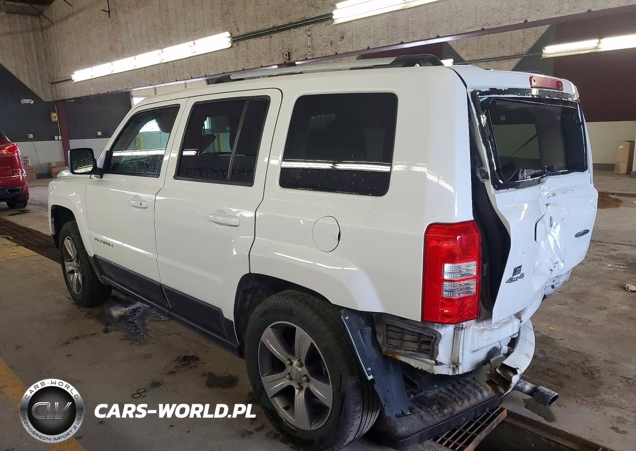 2016 Jeep Patriot Latitude VIN:1C4NJRFB3GD752889 - 2