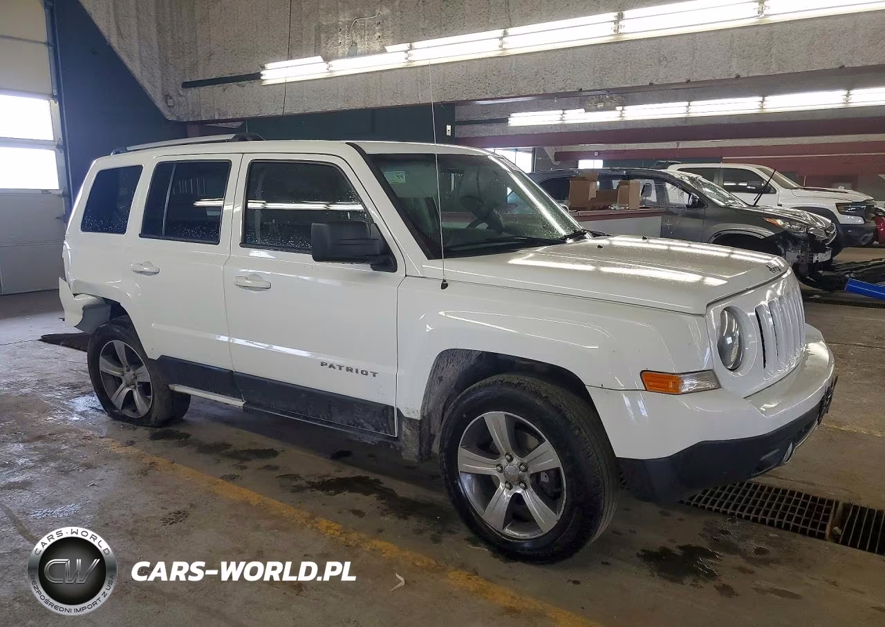 2016 Jeep Patriot Latitude VIN:1C4NJRFB3GD752889 - 4