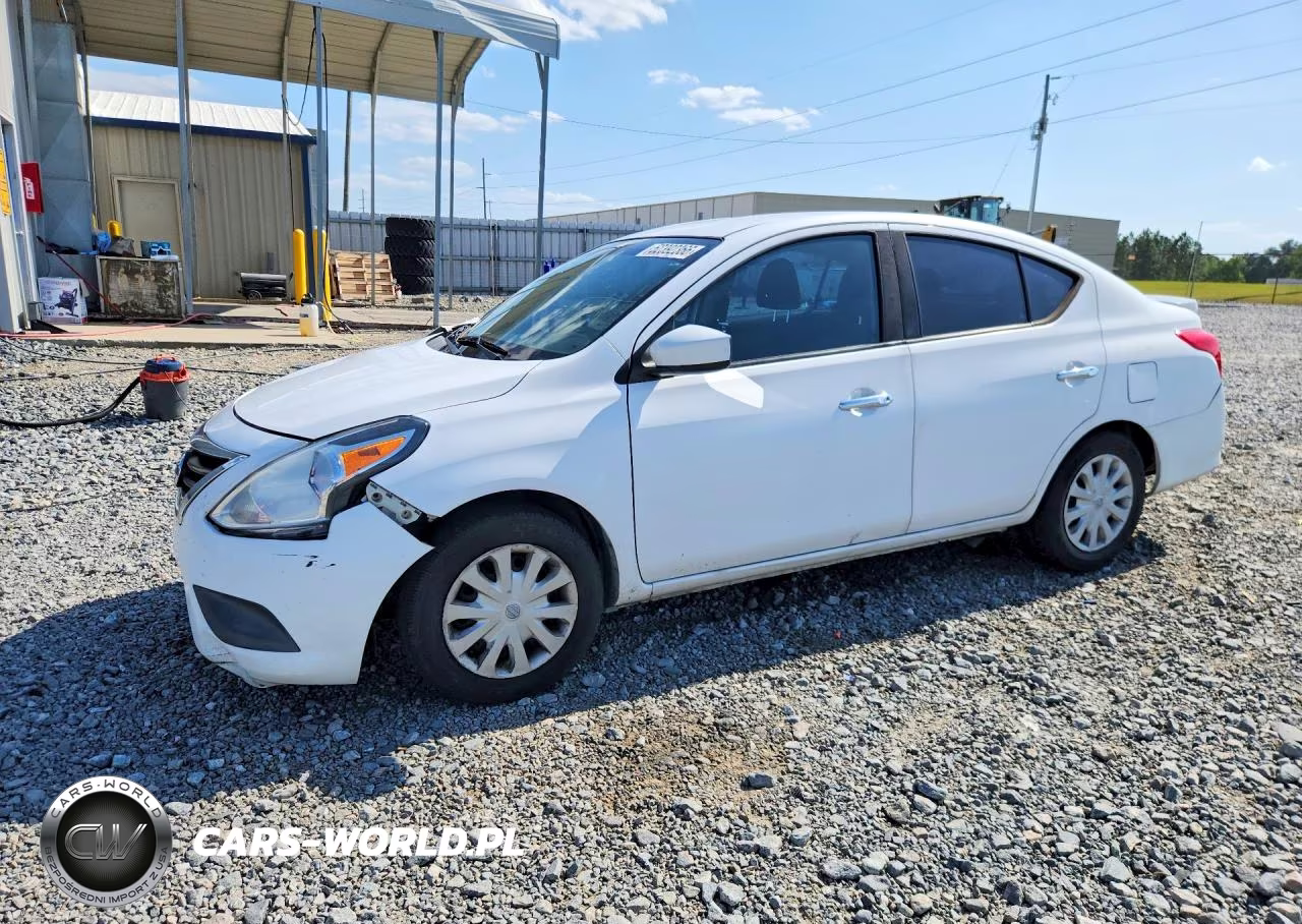 2017 Nissan Versa 1.6 Sv