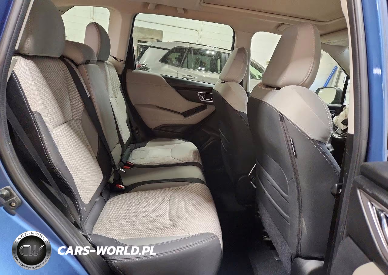 2019 Subaru Forester Premium VIN:JF2SKAGC6KH406914 - 11