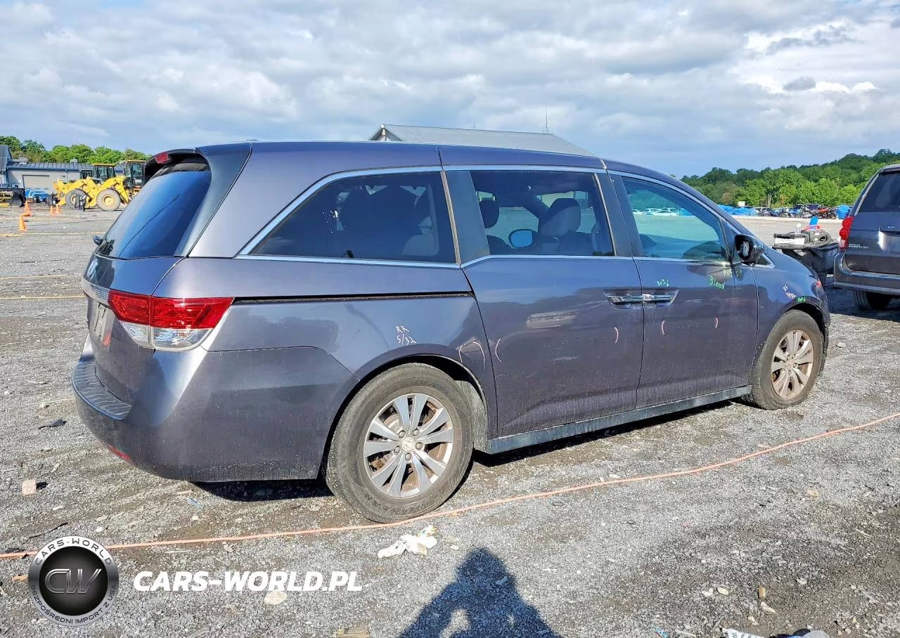 2015 Honda Odyssey Exl VIN:5FNRL5H67FB038386 - 3
