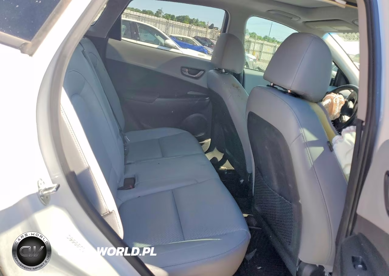 2019 Hyundai Kona Ultimate VIN:KM8K53A57KU271697 - 11