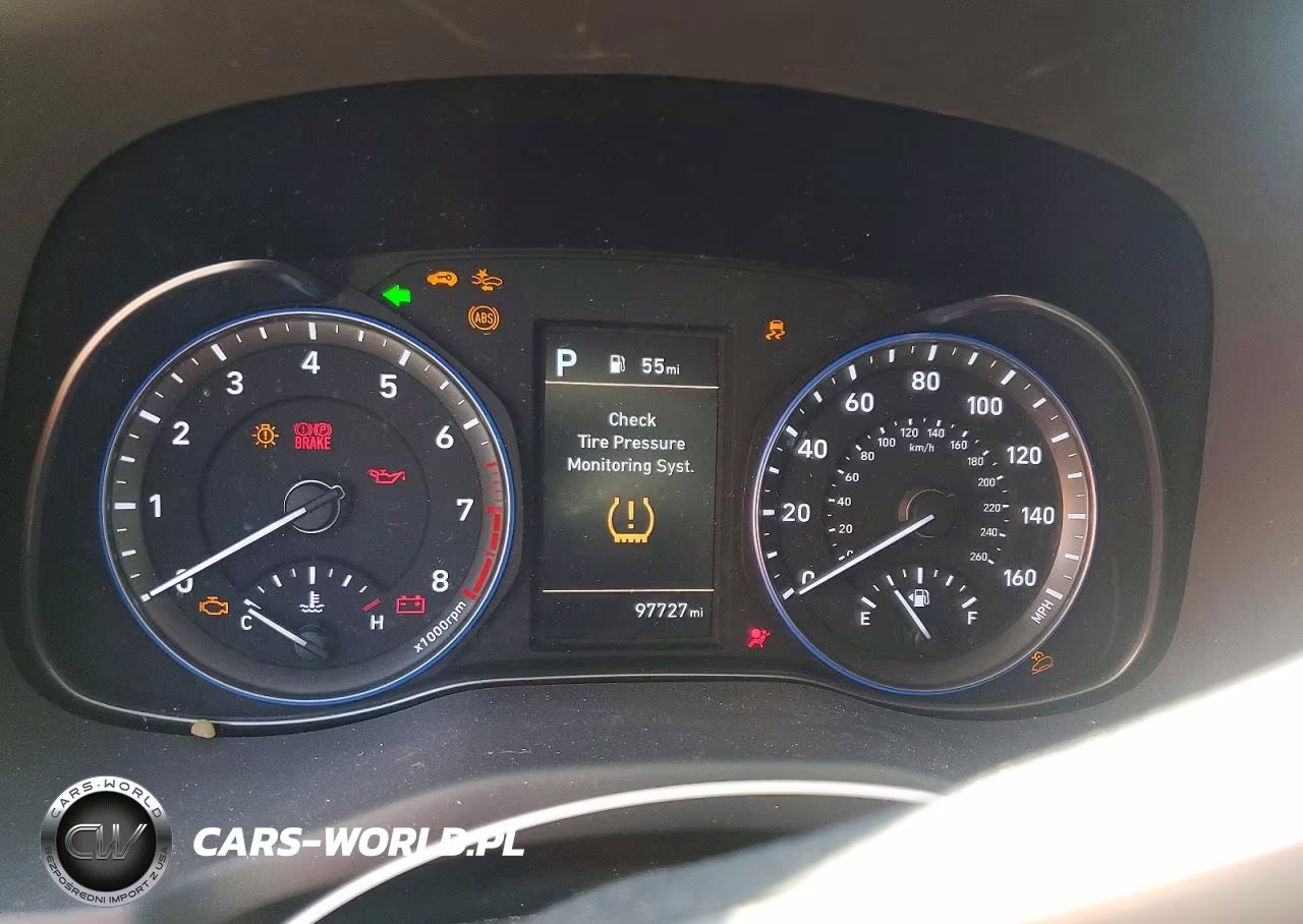2019 Hyundai Kona Ultimate VIN:KM8K53A57KU271697 - 9
