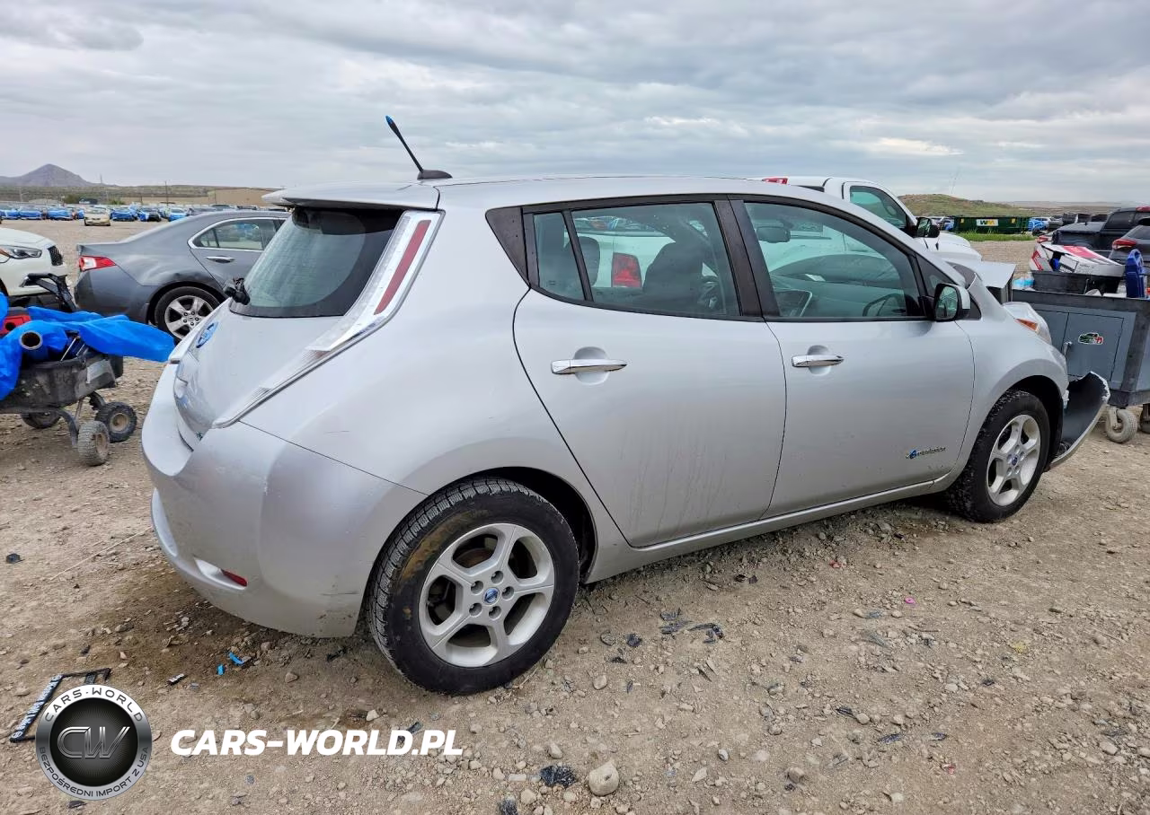 2013 Nissan Leaf S VIN:1N4AZ0CP7DC415748 - 3