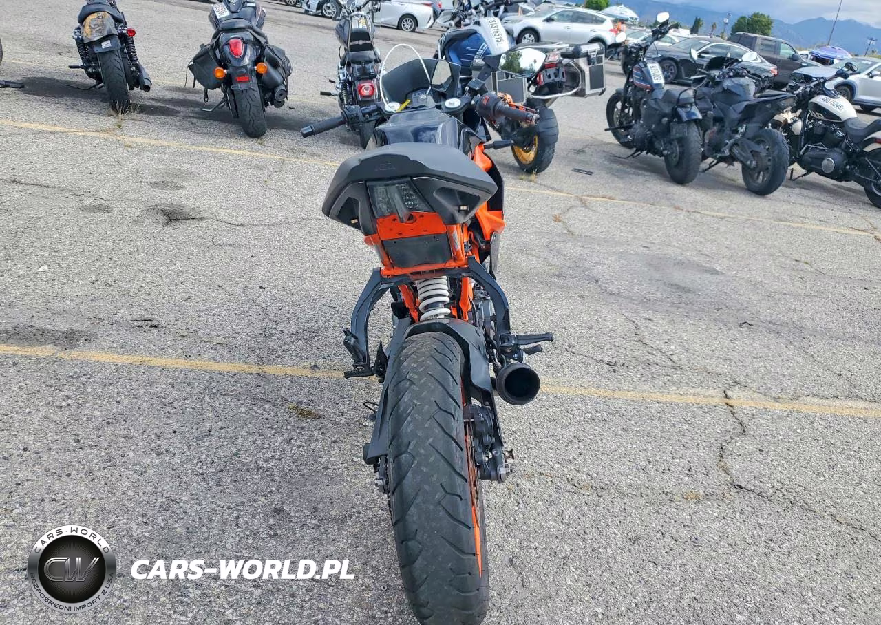 2018 Ktm 390 Duke VIN:MD2JYJ40XJC299729 - 4
