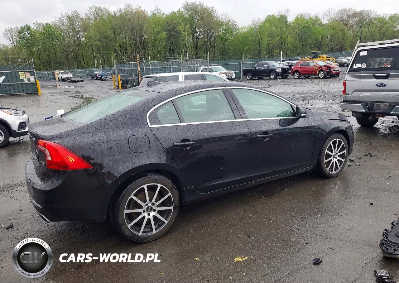 2017 Volvo S60 Platinum VIN:LYV402TM6HB128639 - 3