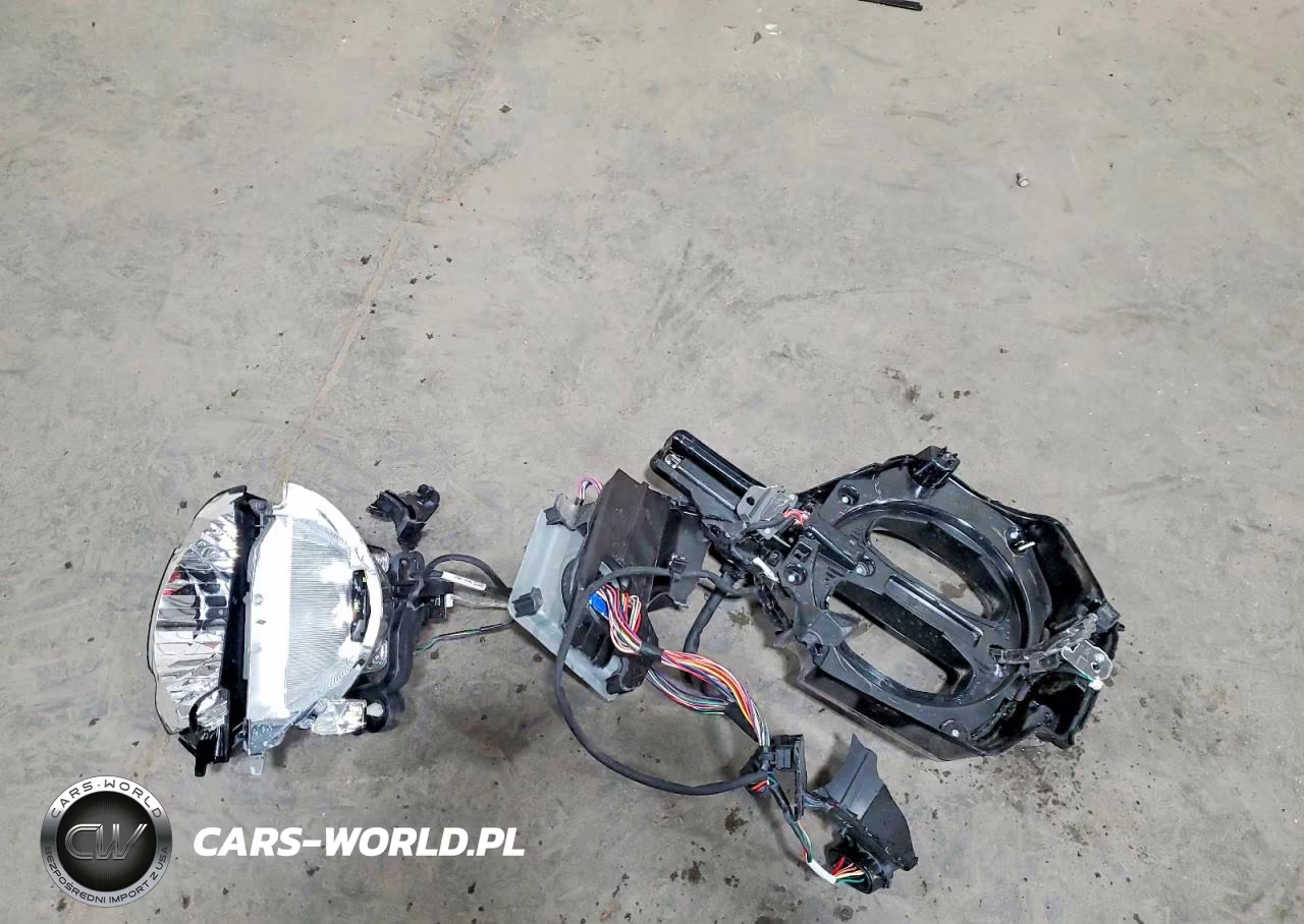 2023 Ford Bronco Base VIN:1FMEE5DP3PLC11418 - 12