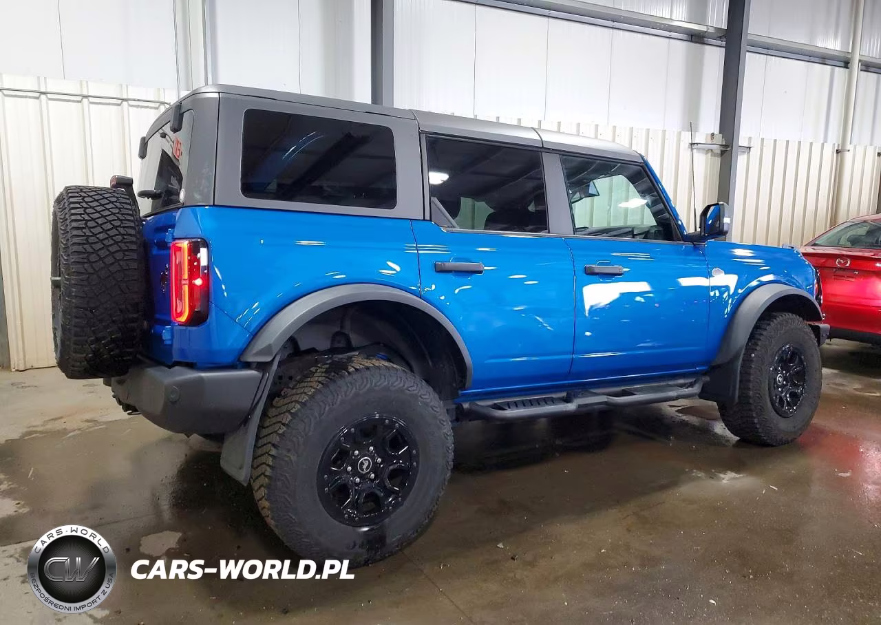 2023 Ford Bronco Base VIN:1FMEE5DP3PLC11418 - 3