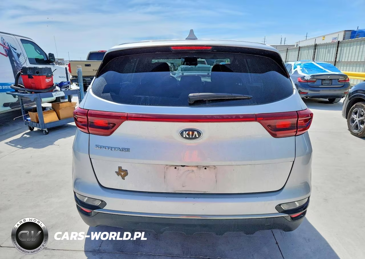 2020 Kia Sportage Lx VIN:KNDPM3AC7L7669617 - 6