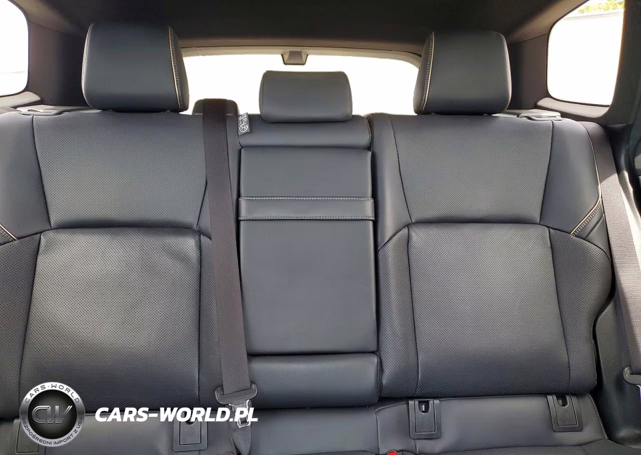 2025 Toyota Crown Signia Limited VIN:JTDACAAJXS3019942 - 10