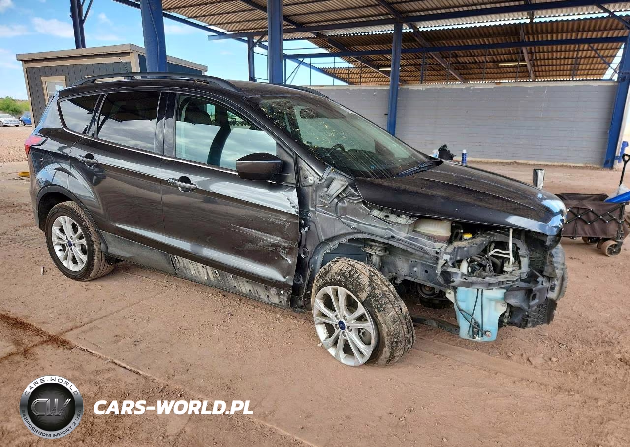 2019 Ford Escape Sel VIN:1FMCU9HD1KUC14340 - 4